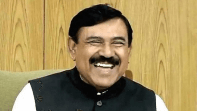 ডিবির অভিযানে গ্রেফতার শাজাহান খান