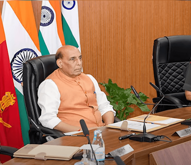 'ভবিষ্যৎ যুদ্ধ' এর জন্য প্রস্তুতির নির্দেশ: ভারতের প্রতিরক্ষা কৌশলে নতুন ধাপ?