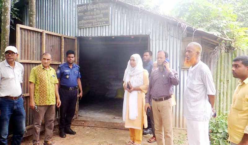 ঝিনাইদহে ১২’শ বস্তা সার জব্দ, জরিমানা আদায়