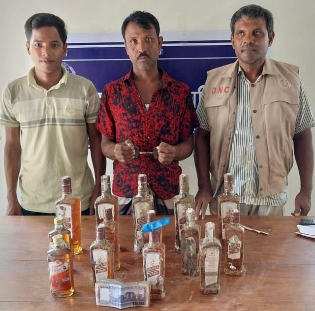 ভূরুঙ্গামারীতে মাদকসহ দুইজন আটক