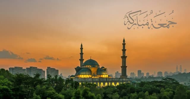 জুমার নামাজ কি মসজিদ ছাড়া আদায় করা যায়?