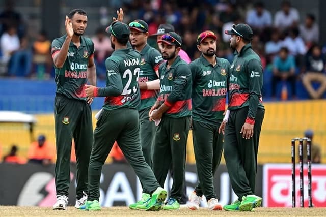 এশিয়া কাপ: বাংলাদেশকে ২৫৮ রানের টার্গেট দিল শ্রীলঙ্কা