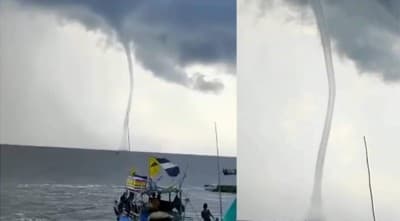 মেঘনা নদীর পানি উঠল আকাশে!