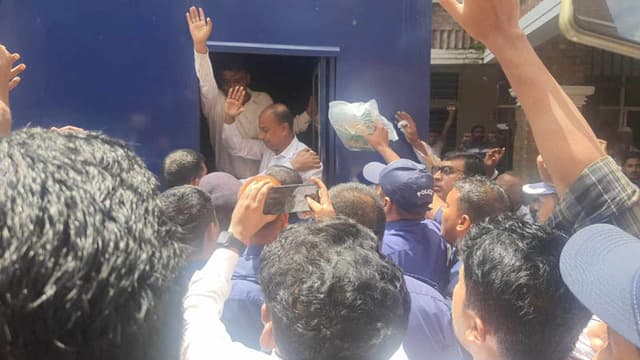 বিএনপি নেতা এ্যানিসহ ৩ জনের নামে গ্রেপ্তারী পরোয়ানা