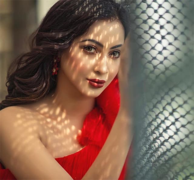 আমি মিডিয়া ছেড়েছি, মিডিয়া আমাকে ছাড়ছে না: মিতু