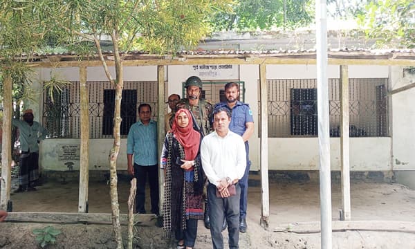 সুনীল গঙ্গোপাধ্যায়ের বসতবাড়ি ভাংচুরের সংবাদ ভিত্তিহীন, পরিদর্শন শেষে প্রশাসন