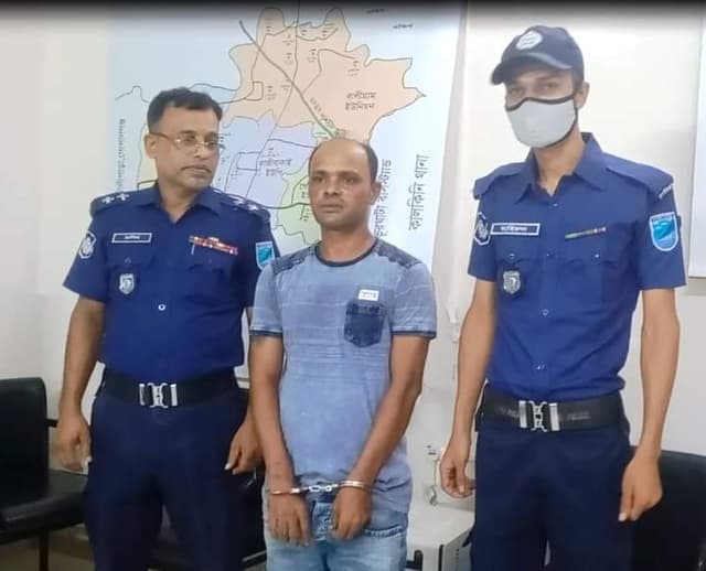 কলেজ ছাত্রী অপহরন মামলা গ্রেফতার ইউপি সদস্য