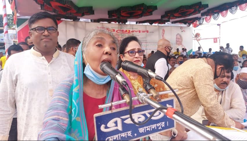 এখন আর ভিক্ষা নিতে চায় না মানুষ: মতিয়া চৌধুরী