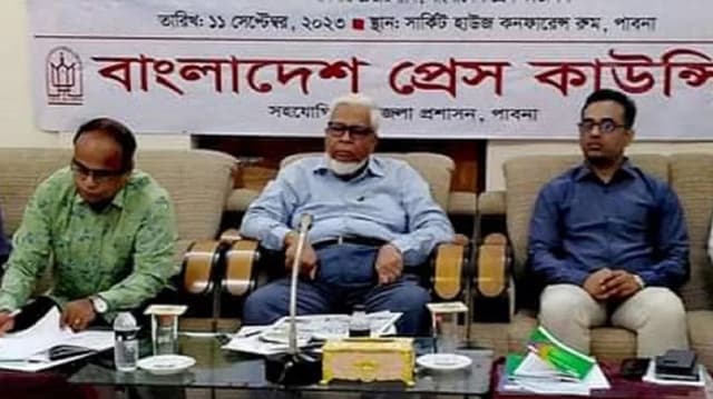 সাংবাদিকদের শাস্তি দেওয়ার আইনি ক্ষমতা চায় প্রেস কাউন্সিল