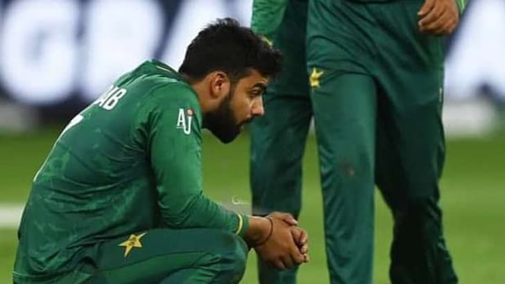 ফাইনালে ক্যাচ মিস করে ক্ষমা চাইলেন শাদাব