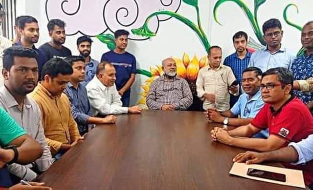 নোবিপ্রবির মালেক উকিল হলে সুসজ্জিত পাঠকক্ষের উদ্বোধন
