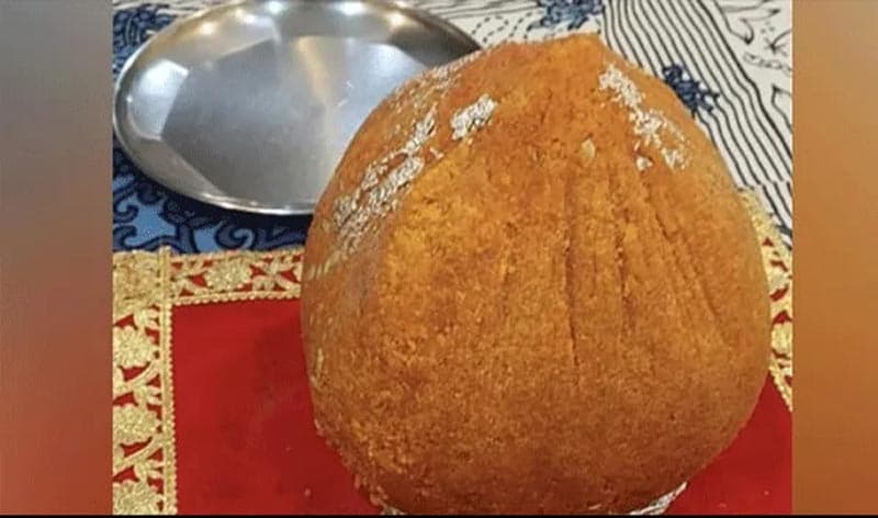 গণেশের প্রসাদী লাড্ডু ৬০ লাখ রুপিতে বিক্রি !