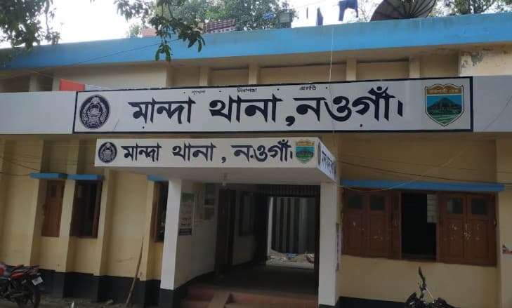 শয়নকক্ষে পড়ে ছিল বৃদ্ধার গলাকাটা মরদেহ; পুলিশ হেফাজতে পুত্রবধু