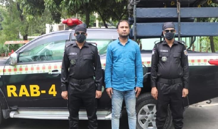 ২০০ নারীর স্পর্শকাতর ছবি-ভিডিও নিয়ে ব্ল্যাকমেইল