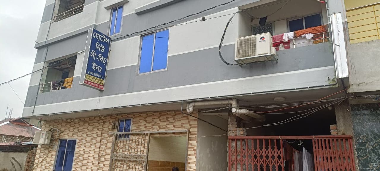 কুয়াকাটায় আবাসিক হোটেল থেকে তরুণীর ঝুলন্ত মরদেহ উদ্ধার