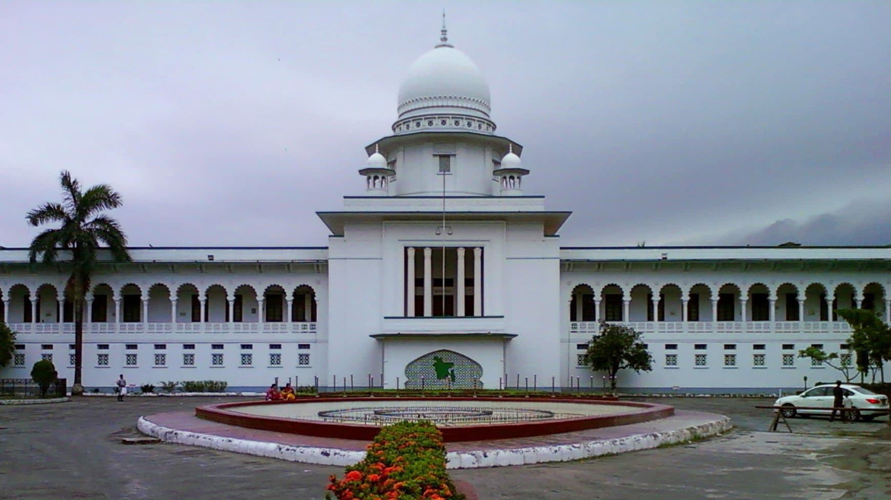 রাজারবাগ পীরের সম্পত্তির হিসাব চেয়ে হাইকোর্টে রিট