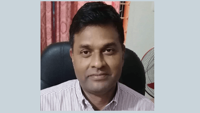 শ্রীমঙ্গলে স্কুলের বেতন ও সম্মানি ভাতা নিতেন- ইউনিয়ন চেয়ারম্যান