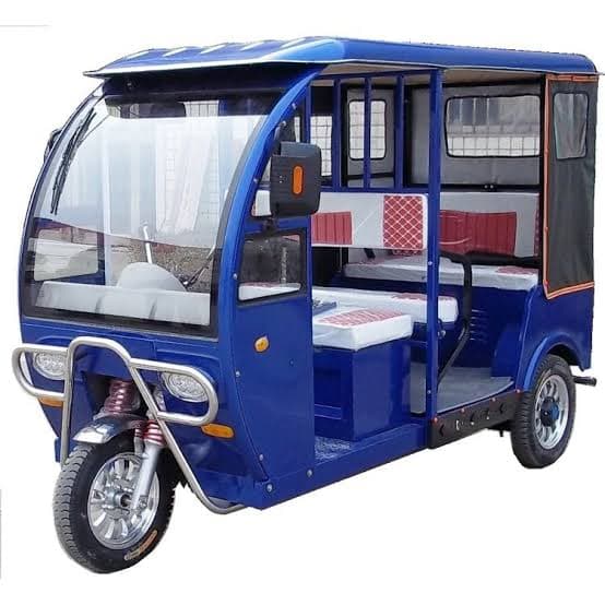 পুলিশ ৭ দিনের আল্টিমেটাম দিলেন ব্যাটারিচালিত রিকশা ও অটোরিকশা বন্ধের