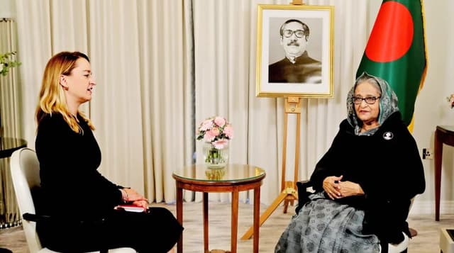 আমাদের কাছে রানির মূল্য অনেক: শেখ হাসিনা