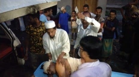 ঝালকাঠি ডিসিপার্কে প্রকাশ্যে দিবালোকে যুবককে কুপিয়ে জখম