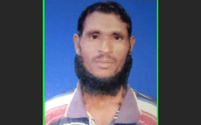 লালমোহনে কাঠ ব্যবসায়ীর পুরুষাঙ্গ ও গলা কাটা লাশ উদ্ধার
