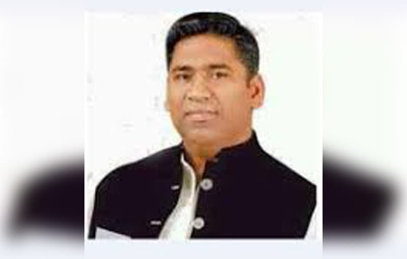 বরিশাল সিটি মেয়র সাদিকসহ ৫ জনের বিরুদ্ধে মামলা