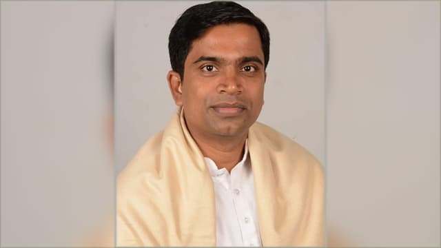 ঢাকা মহানগর দক্ষিণ আ.লীগের দপ্তর সম্পাদক রিয়াজউদ্দিন বহিষ্কার