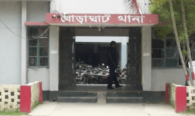 ঘোড়াঘাটে ইউপি চেয়ারম্যানসহ ৬ জন জুয়াড়ী আটক