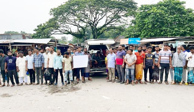 বিচারের দাবিতে ডাসারে লাশ নিয়ে মানববন্ধন!