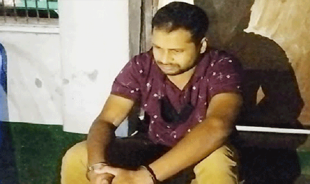 কারাফটকে মাদক বেচাকেনা! পালালো কারারক্ষী, ক্রেতা গ্রেপ্তার