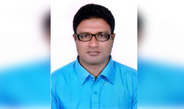 কুড়িগ্রামের শ্রেষ্ঠ প্রধান শিক্ষক রাশেদুল ইসলাম গালিভ
