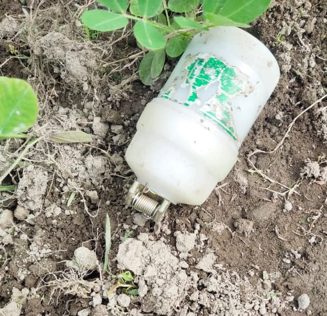 হাতীবান্ধায় সীমান্তে সাউন্ড গ্রেনেড উদ্ধার