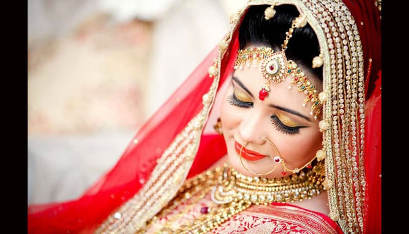 বিয়ের দিন ফুলশয্যা নিয়ে যা চিন্তা করে মেয়েরা