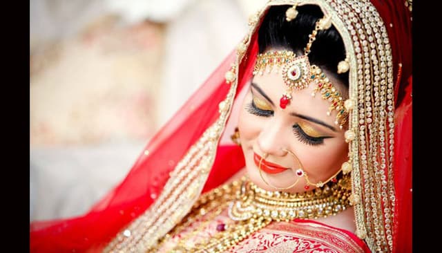 বিয়ের দিন ফুলশয্যা নিয়ে যা চিন্তা করে মেয়েরা