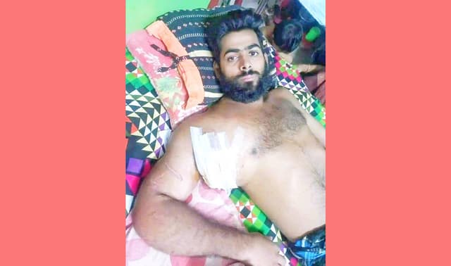 মরণব্যাধি ক্যান্সার থেকে বাঁচতে চায় দিনমজুর রাকিব