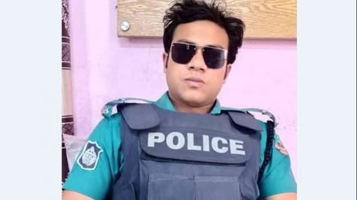 প্রাণ দিয়েছেন, তবু মাদক ব্যবসায়ীকে ছাড়েননি এএসআই পেয়ারুল