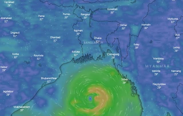 ধেয়ে আসছে ঘূর্ণিঝড় 'গুলাব'