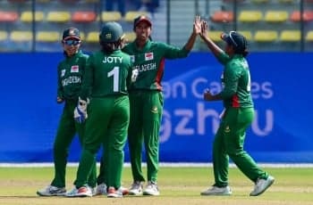 পাকিস্তানকে উড়িয়ে ব্রোঞ্চ পদক জয় বাংলাদেশের