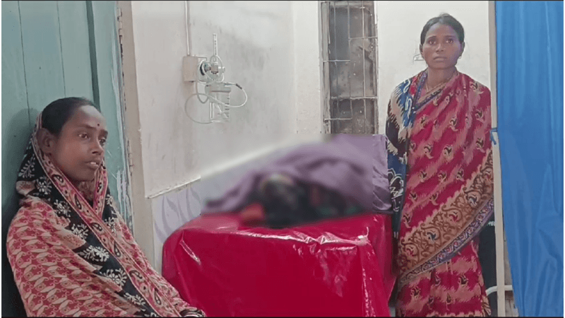 হিলিতে মোটরসাইকেলের ধাক্কায় আদিবাসী নারী নিহত