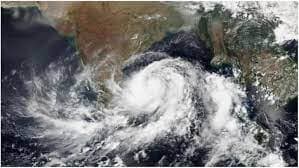 কয়েক ঘণ্টার মধ্যে আঘাত হানবে ঘূর্ণিঝড় ‘গুলাব’