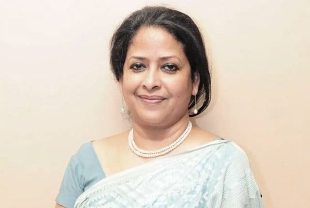 রাজনীতি থেকে অবসর নিলেন প্রণবকন্যা শর্মিষ্ঠা