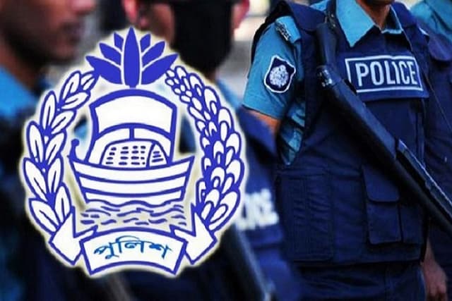 একযোগে পুলিশের ৩০ কর্মকর্তাকে বদলি