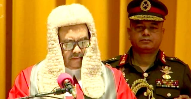 প্রধান বিচারপতি হিসেবে শপথ নিলেন ওবায়দুল হাসান