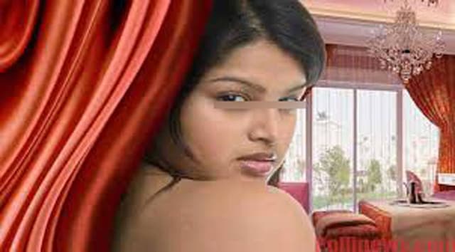 যেখানে স্পর্শ করলে মেয়েরা পাগল হয়!