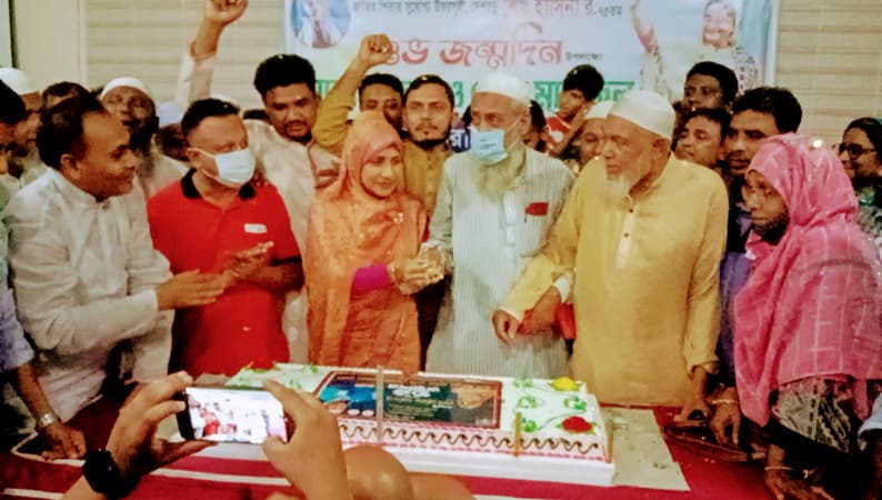 আমাদের মধ্যে আলোর দিশা দেখাচ্ছেন প্রধানমন্ত্রী: শিউলি আজাদ এমপি