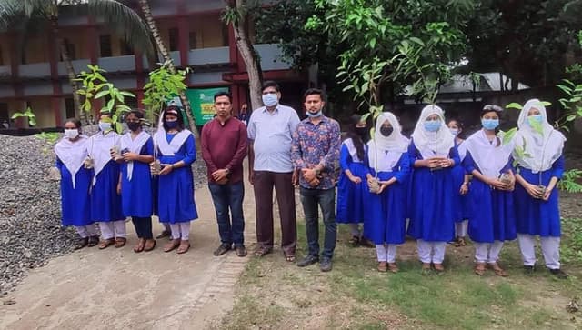 প্রধানমন্ত্রীর জন্মদিনে গোয়ালন্দে ছাত্রলীগের বৃক্ষরোপন কর্মসূচী