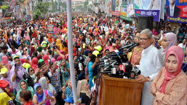 সরকার খালেদা জিয়াকে বিদেশে পাঠাবে আশা ফখরুলের