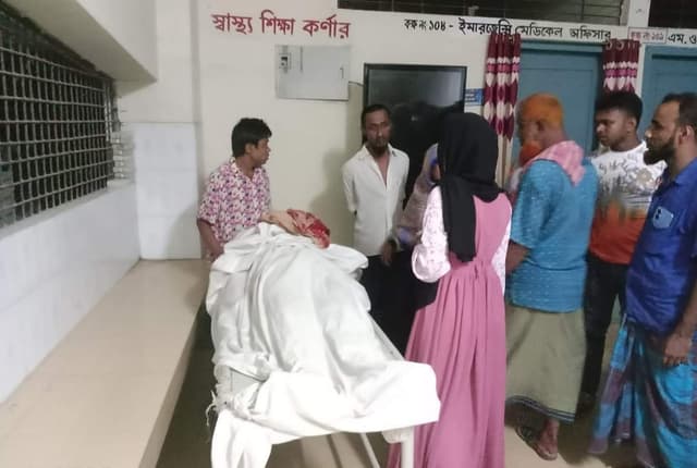 বিরামপুরে সালিসি বৈঠকে ছুরিকাঘাতে যুবকে হত্যা গ্রেফতার সাত