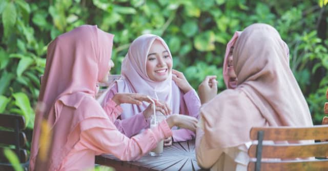 যে আমলে বাড়ে পারস্পরিক সৌহার্দ ও ভালোবাসা