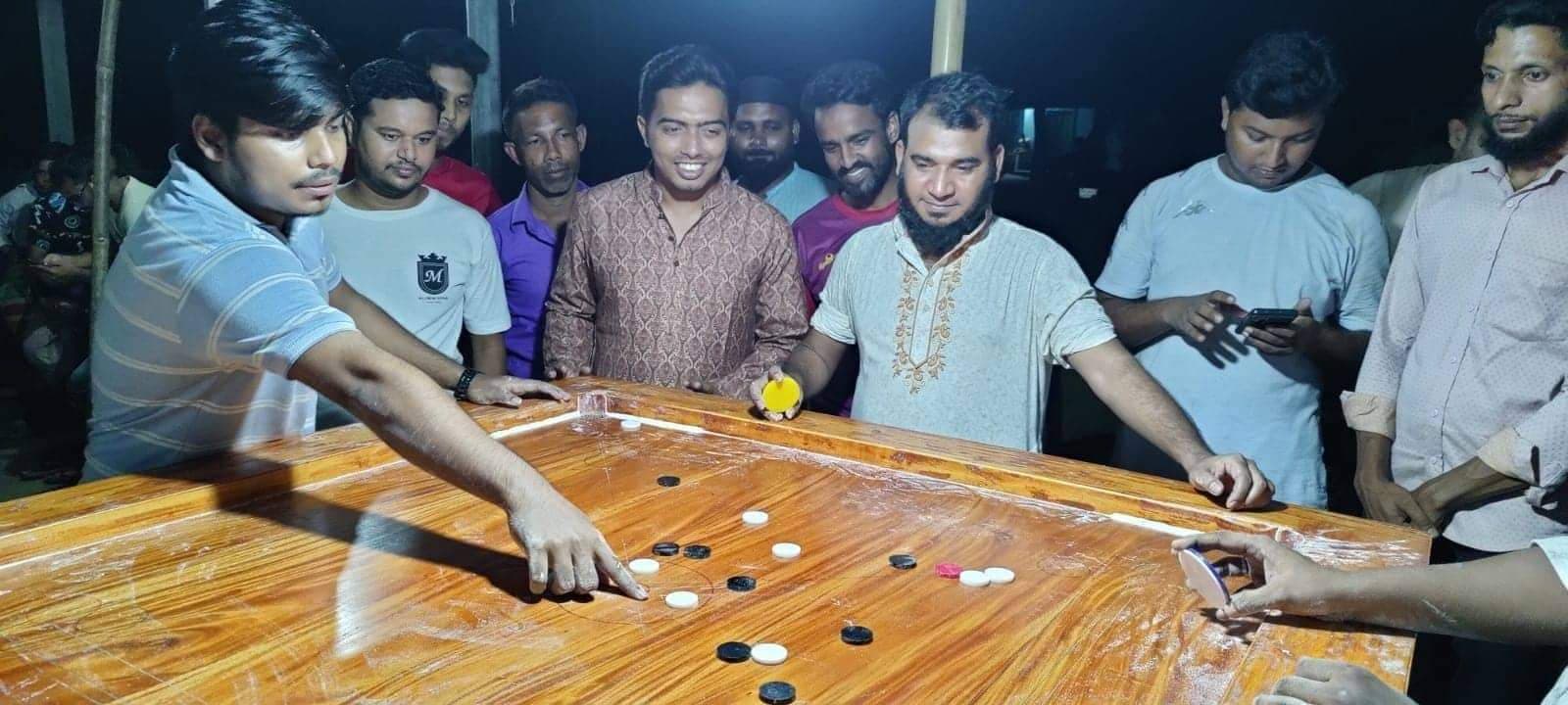 গোয়ালন্দে নৈশ ক‍্যারাম টুর্নামেন্টের ফাইনাল খেলা অনুষ্ঠিত